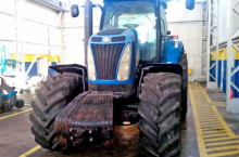 New-Holland T8050